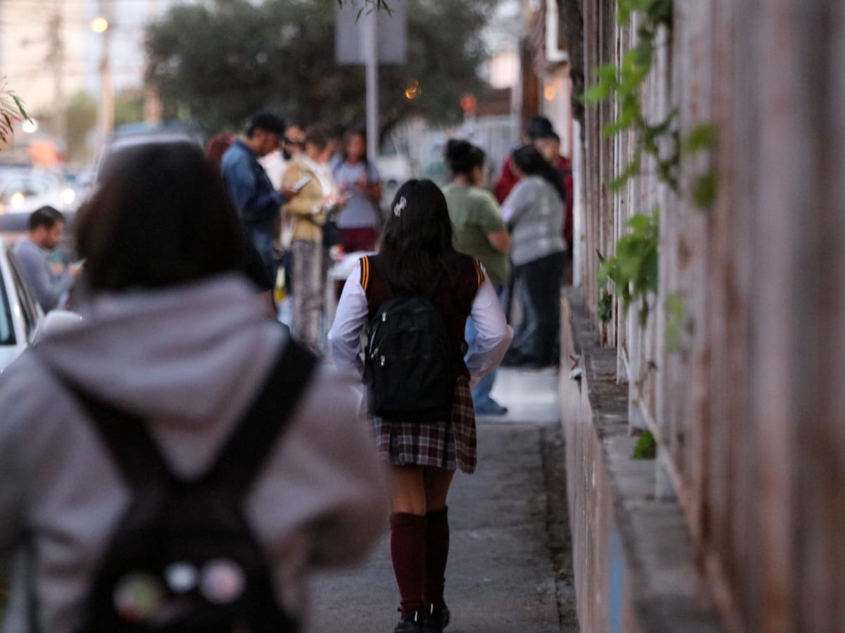 Vacaciones de invierno 2025: descubre cuándo vuelven a clases en cada región de Chile