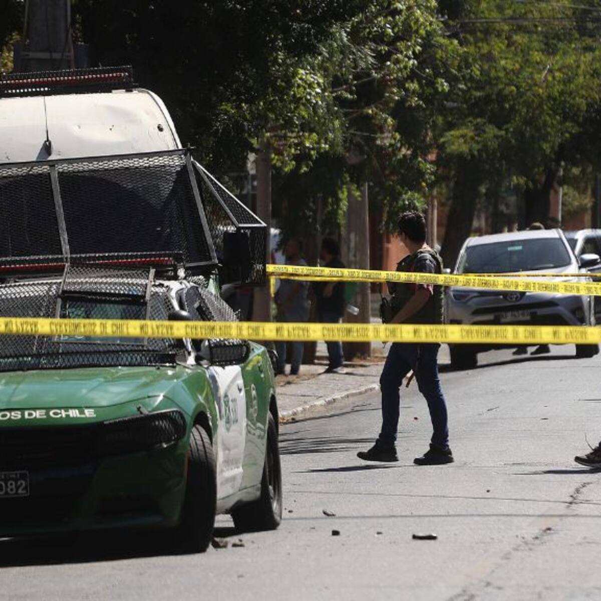 Carabinero repele balazos asalto del que iba a ser víctima en servicentro de Quilicura: uno de los ladrones murió