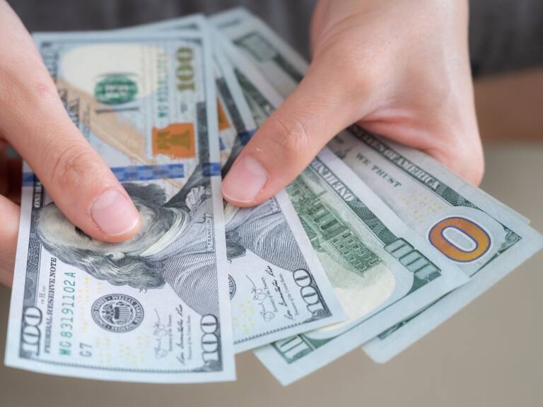 El dólar está imparable: divisa cierra con subida de más de 10 pesos