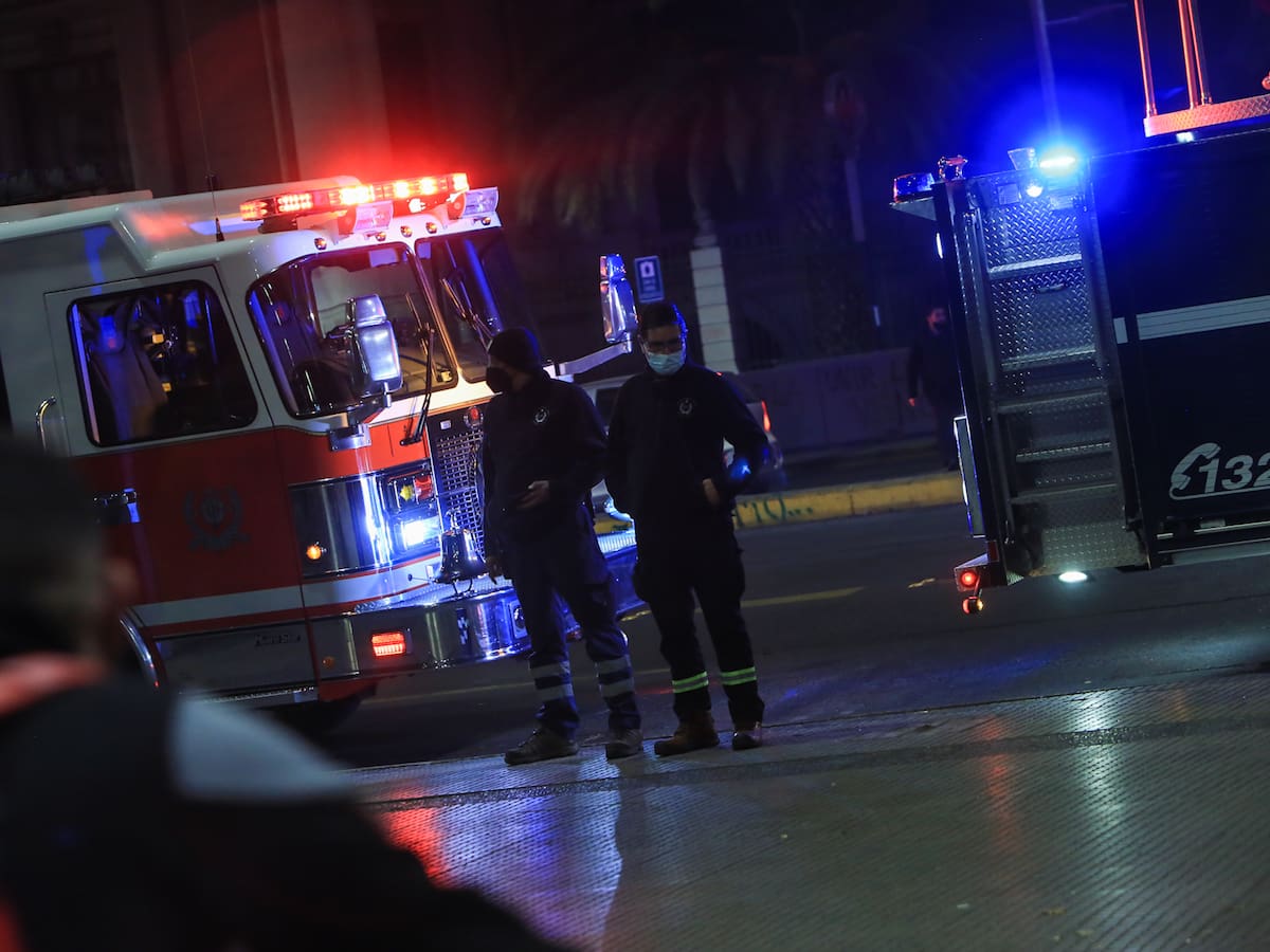 Tragedia en Navidad: una persona muere en incendio a inmueble en Valparaíso