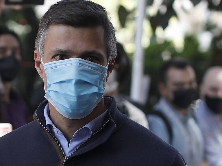 07 de Diciembre del 2021/SANTIAGOEl lider opositor Venezolano,Leopoldo Lopez, durante su visita a la Convencin Constitucional.
FOTO: CRISTOBAL ESCOBAR/AGENCIAUNO