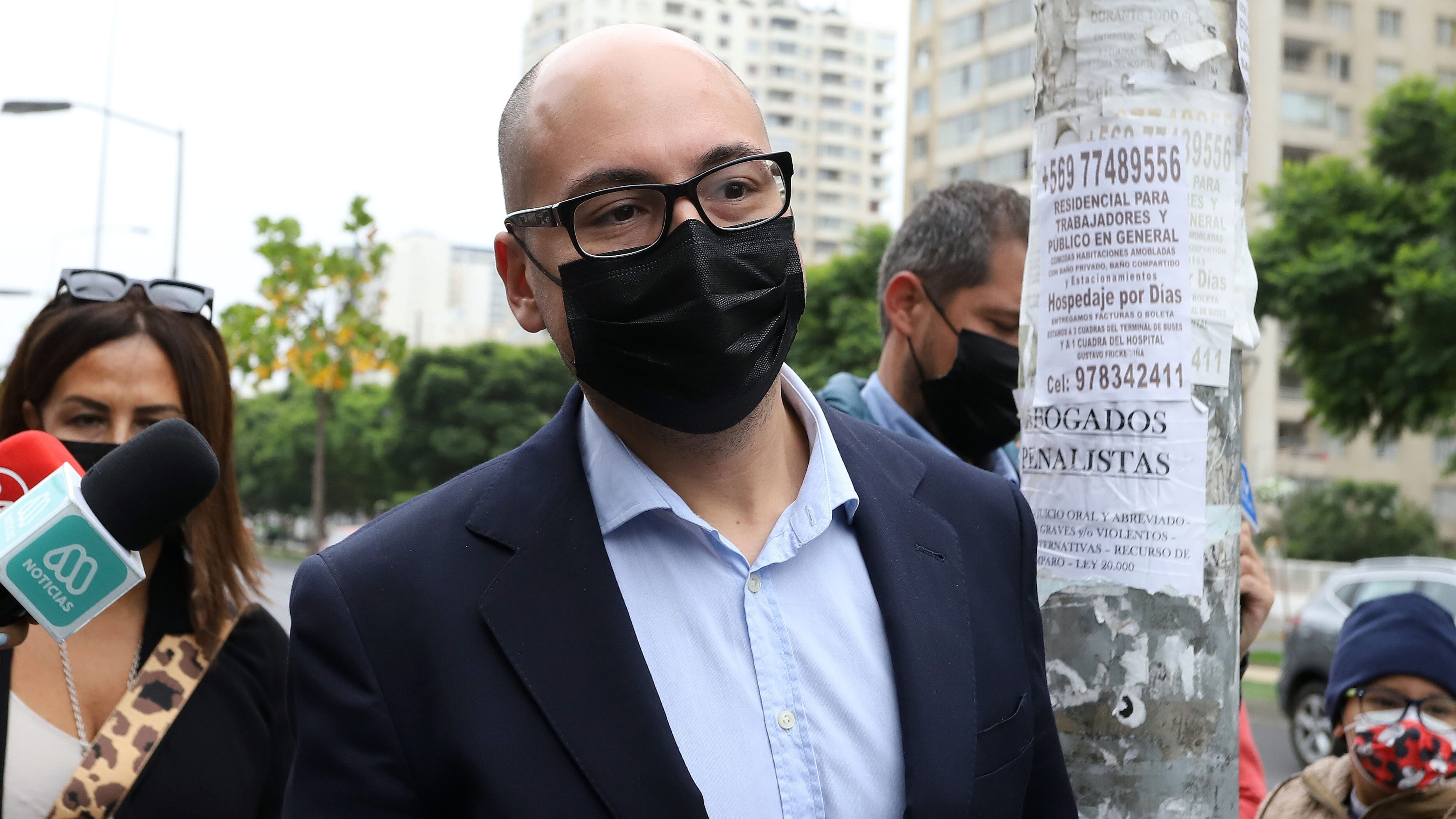 14 DE MARZO DE 2022/VIÑA DEL MAREn el Tribunal Oral de Viña del Mar se dio inicio al Juicio Oral contra Nicolás López,
acusado por delitos de violación y abuso sexual en carácter de reiterado y el delito de ultraje público.
FOTO: MANUEL LEMA OLGUIN/AGENCIAUNO