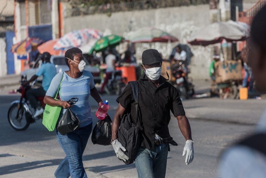 Los ciudadanos haitianos buscan protegerse del nuevo coronavirus