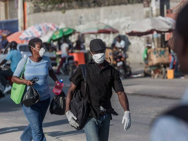 Los ciudadanos haitianos buscan protegerse del nuevo coronavirus