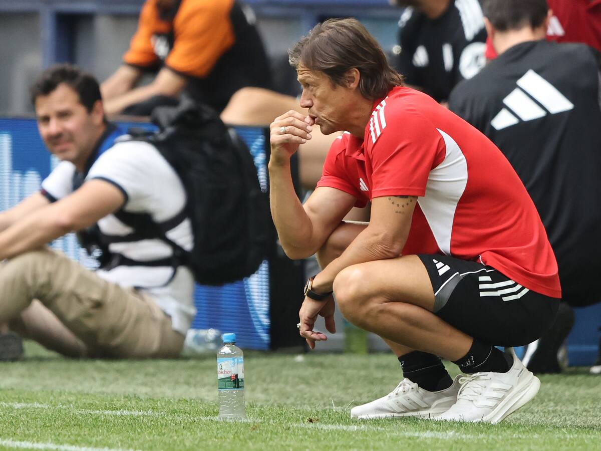 “Me retiré a los 30 años, me fui al campo a trabajar con vacas y tuve depresión; volví a jugar a los 35 y esa fue mi mejor etapa como futbolista″