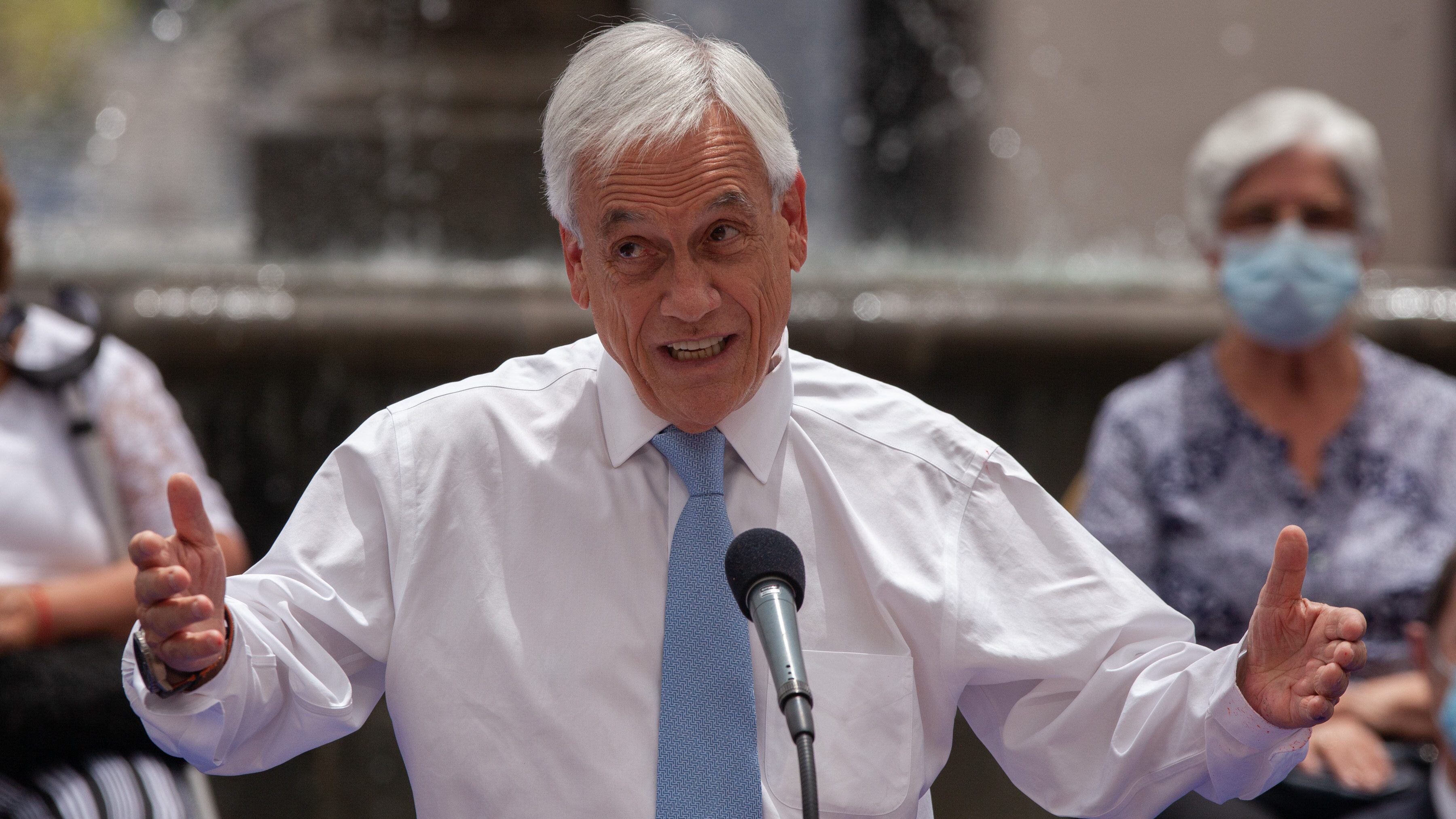 28 de Enero de 2022/SANTIAGOEl presidente de la republica, Sebastian Piñera, Acompañado de distintas autoridades gubernamentales y de adultos mayores, anuncia la publicacion de la Pension Garantizada Universal, iniciativa que beneficiara a 2,5 millones de personas
FOTO: LUKAS SOLIS/AGENCIA UNO