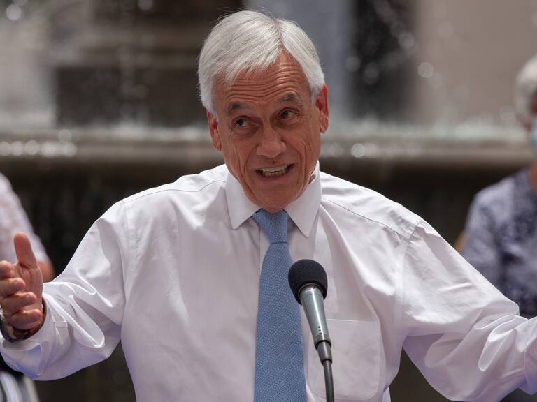 28 de Enero de 2022/SANTIAGOEl presidente de la republica, Sebastian Piñera, Acompañado de distintas autoridades gubernamentales y de adultos mayores, anuncia la publicacion de la Pension Garantizada Universal, iniciativa que beneficiara a 2,5 millones de personas
FOTO: LUKAS SOLIS/AGENCIA UNO