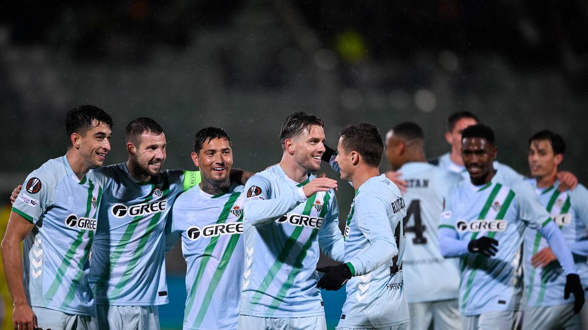 El Betis de Pellegrini se hace respetar en Bulgaria y logra su primer triunfo en la Europa League 2025-26