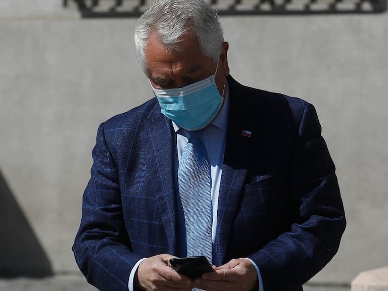 «Respaldamos nuestra cobertura»: The New York Times respondió al ministro Enrique Paris