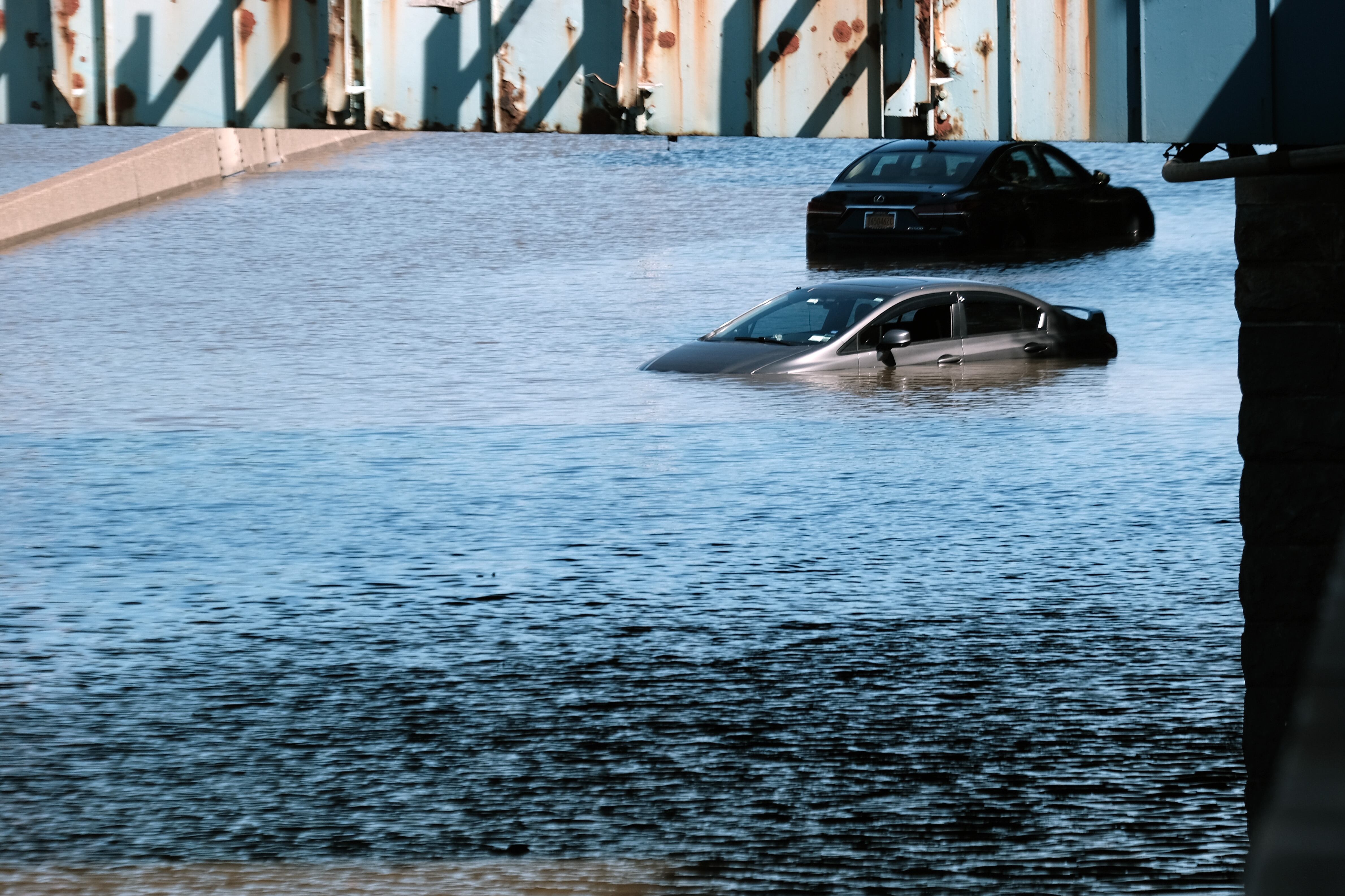 Tormenta Ida: inundaciones en Nueva York dejan al menos 15 muertos