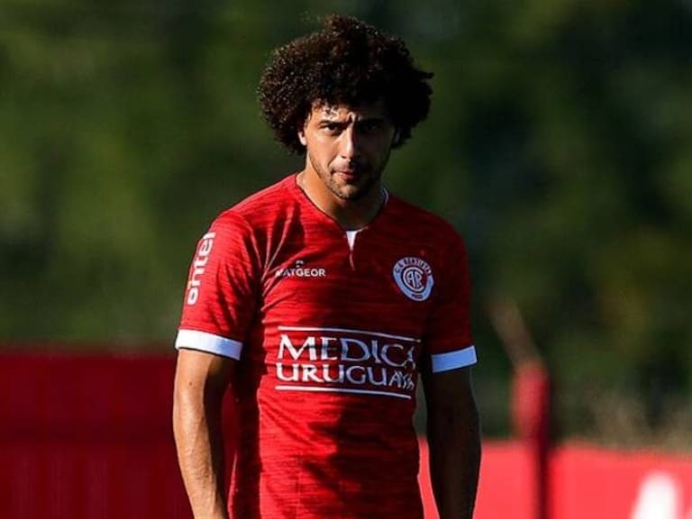 Damián Malrechauffe: Hablé con Maxi Falcón y le dije que se va a un equipo grande de Chile