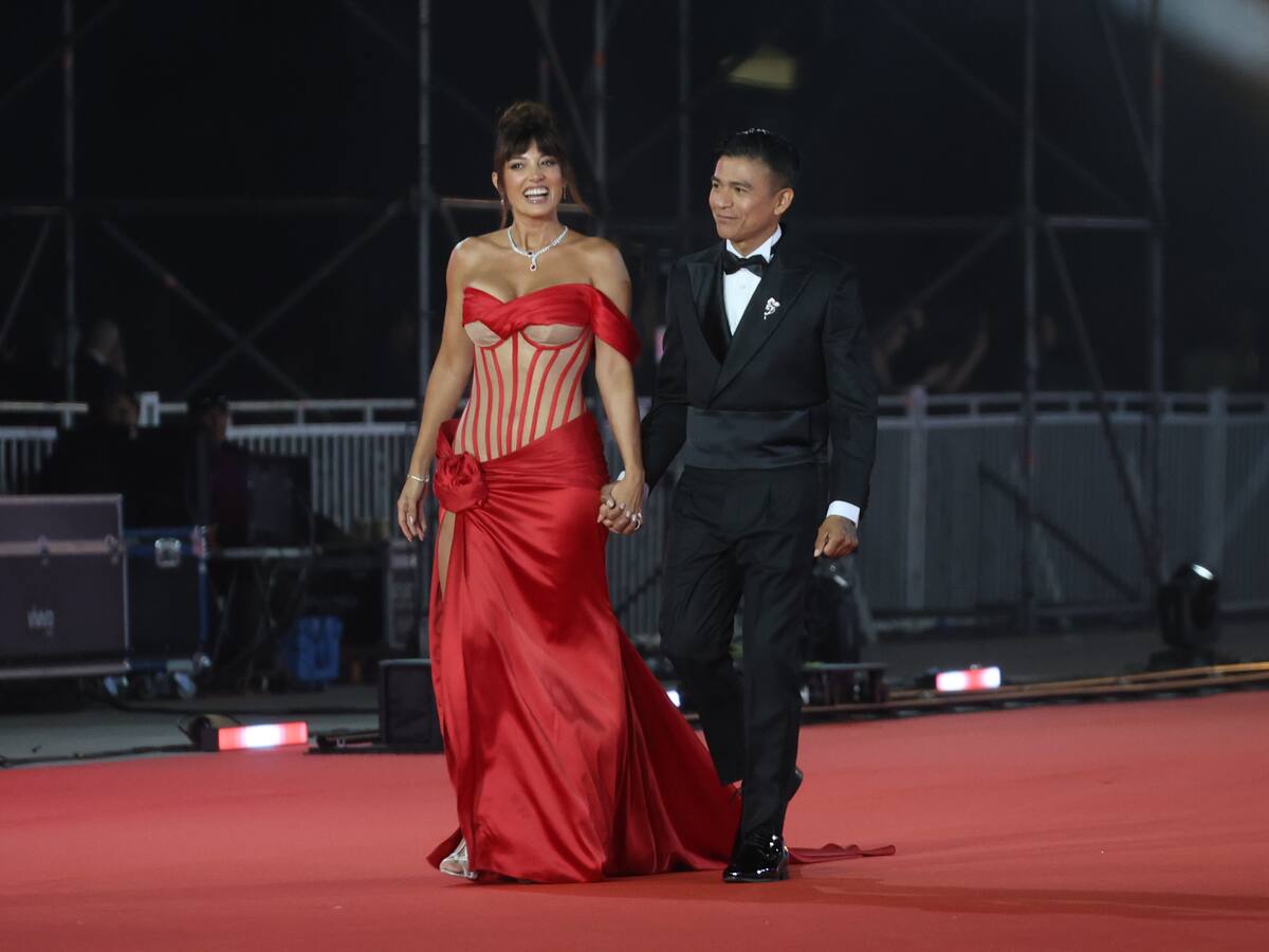 Completamente enamorados: Yamila Reina y Américo confirman su relación en la Gala de Viña 2025