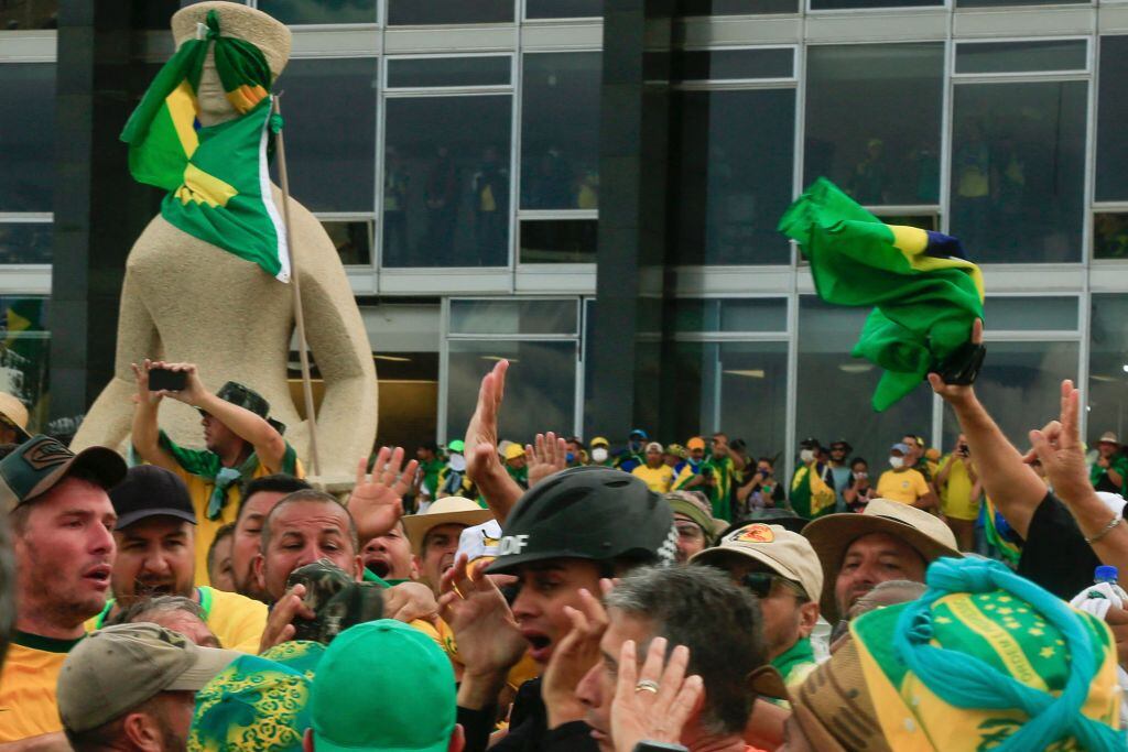 Seguidores de Bolsonaro en el ataque al palacio presidencial en Brasilia