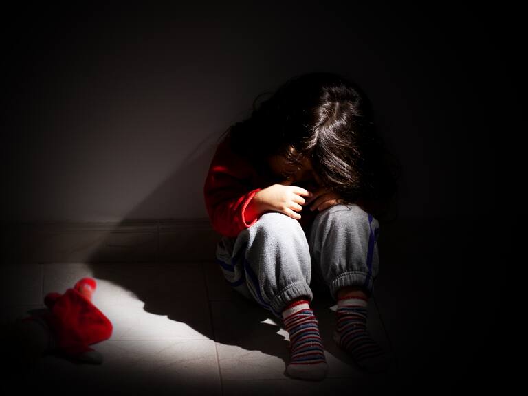 “Te voy a...”: madre es llevada a juicio tras amenazar violentamente a su hijo en Antofagasta