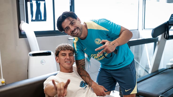 La emotiva dedicatoria de Víctor Dávila al lesionado Igor Lichnovsky tras ganar su primer título con América
