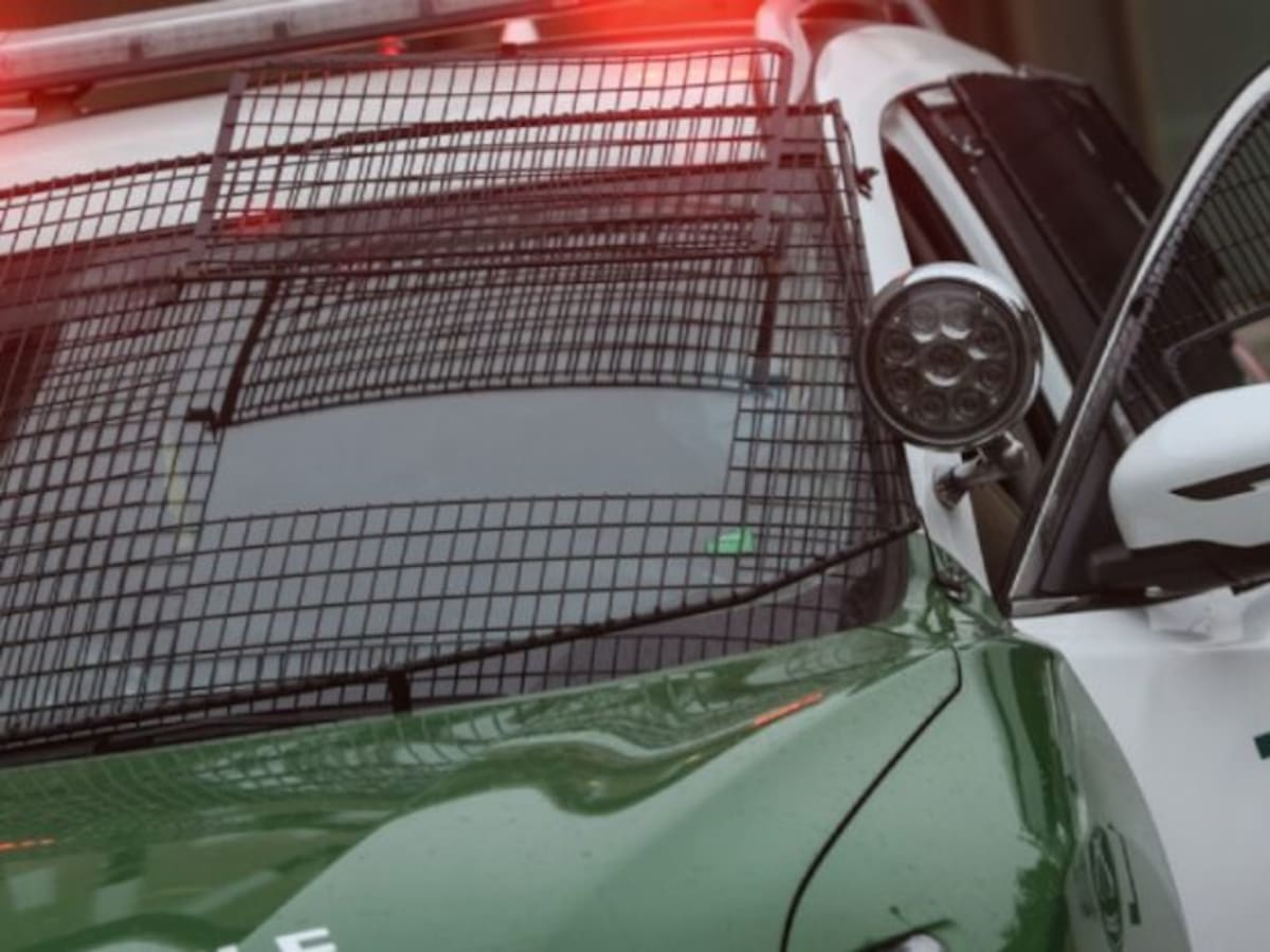 Conductor ebrio evade control, desata persecución y termina baleado por Carabineros en Santiago
