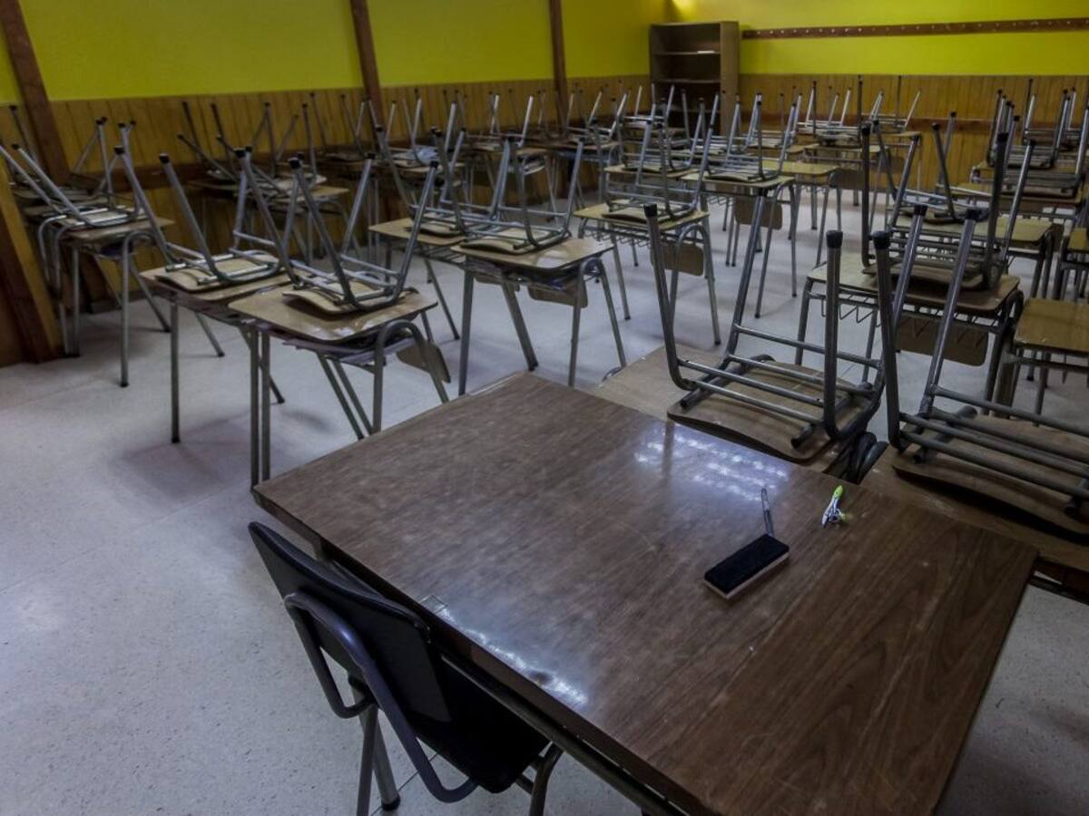 Colegio de Profesores aseguró que hay cerca de 50 municipios que se sumarán al receso de clases durante julio