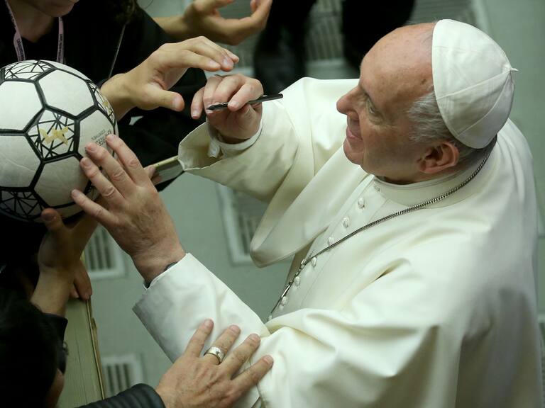Habrá minuto de silencio en los partidos de Libertadores y Sudamericana por la muerte del papa Francisco