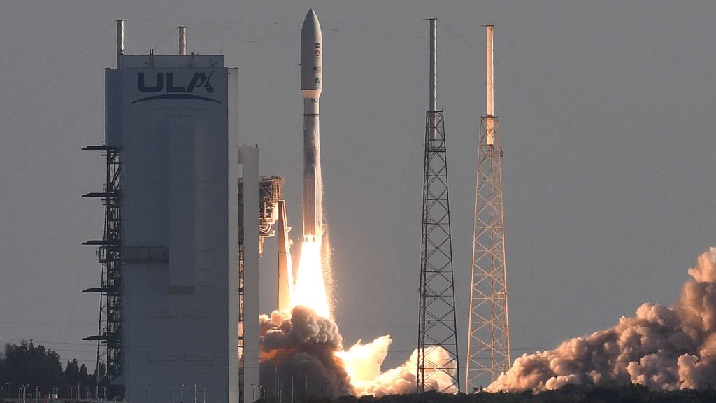 CAPE CANAVERAL, FLORIDA, UNITED STATES - 2020/07/30: An Atlas V rocket with NASA's Perseverance Mars rover launches from pad 41 at Cape Canaveral Air Force Station. The Mars 2020 mission plans to land the Perseverance rover on the Red Planet in February 2021 where it will seek signs of ancient life and collect rock and soil samples for possible return to Earth. (Photo by Paul Hennessy/SOPA Images/LightRocket via Getty Images)