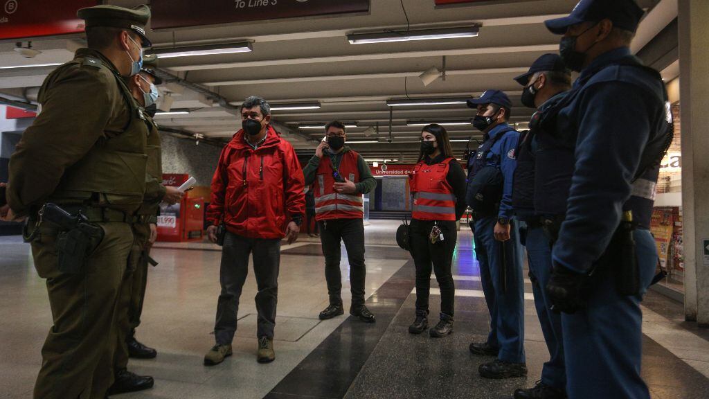 Intervención, Metro, Comercio Ambulante, 1024x576 jpg ok