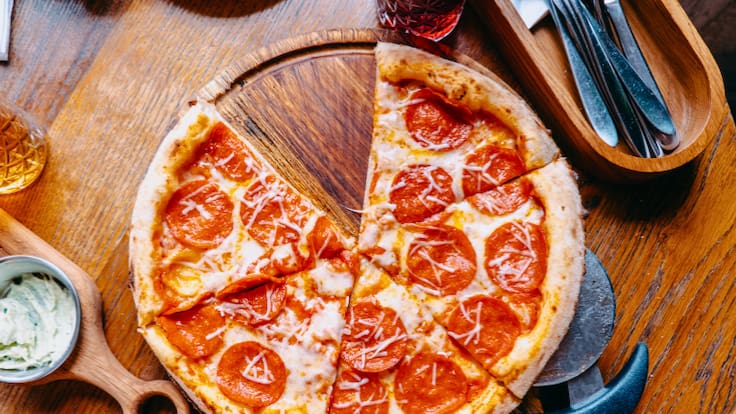 El Oscar de las pizzerías destacó a 7 locales chilenos entre los mejores de Latinoamérica: cuáles son y dónde se ubican