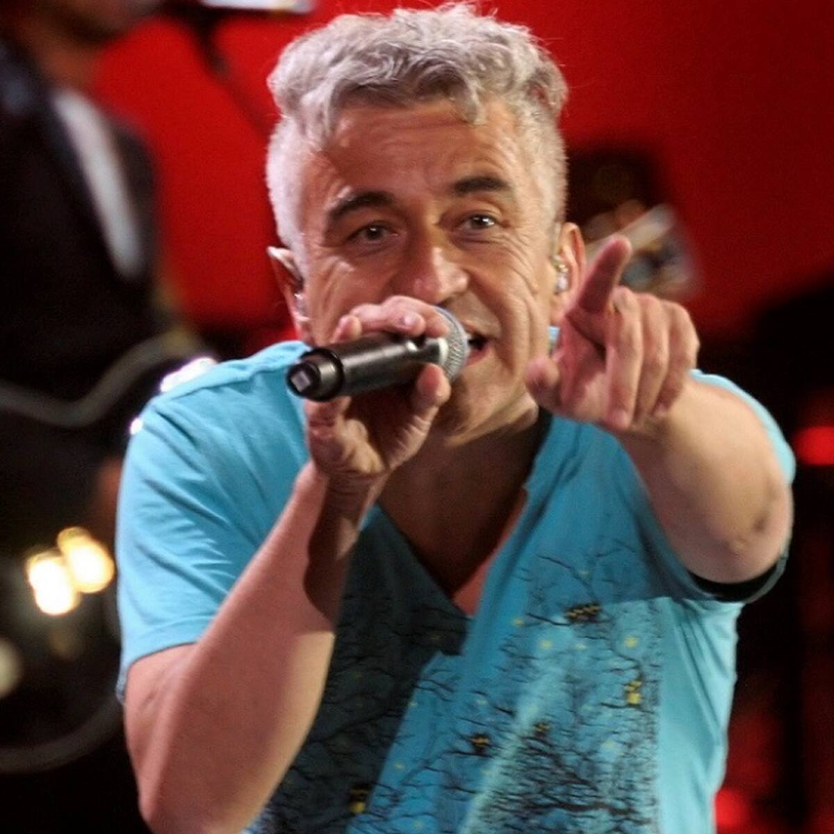 Después de siete años: Jorge González lanza nuevas canciones e incluye una colaboración con Colombina Parra