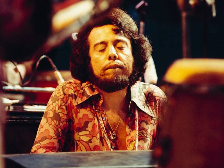 Sergio Mendes performs on stage circa 1970.