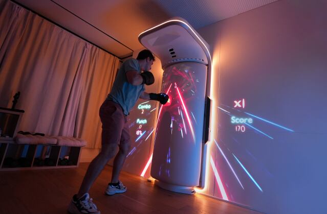 Qué es Growl: el entrenador proyectado con inteligencia artificial que evalúa tu ejercicio en tu propia casa