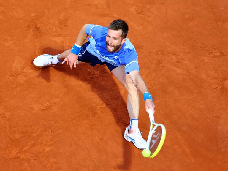 ¿Quién es Corentin Moutet, el excéntrico rival que tendrá Nicolás Jarry para el debut en Roland Garros?