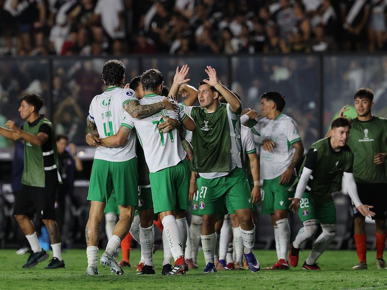 Figura del Audax Italiano aparece en el equipo de la semana en la Copa Sudamericana