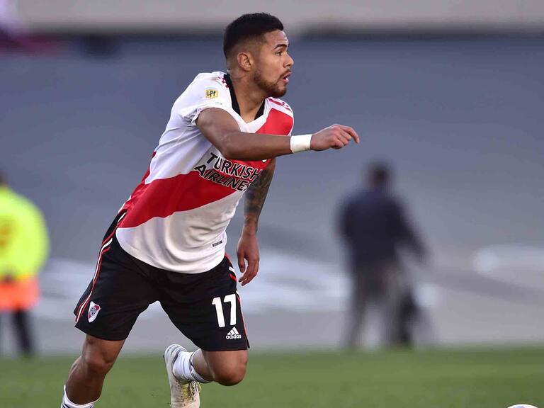 Seguirá siendo «millonario»: River Plate rechazó oferta de 10 millones de dólares del Sevilla por Paulo Díaz
