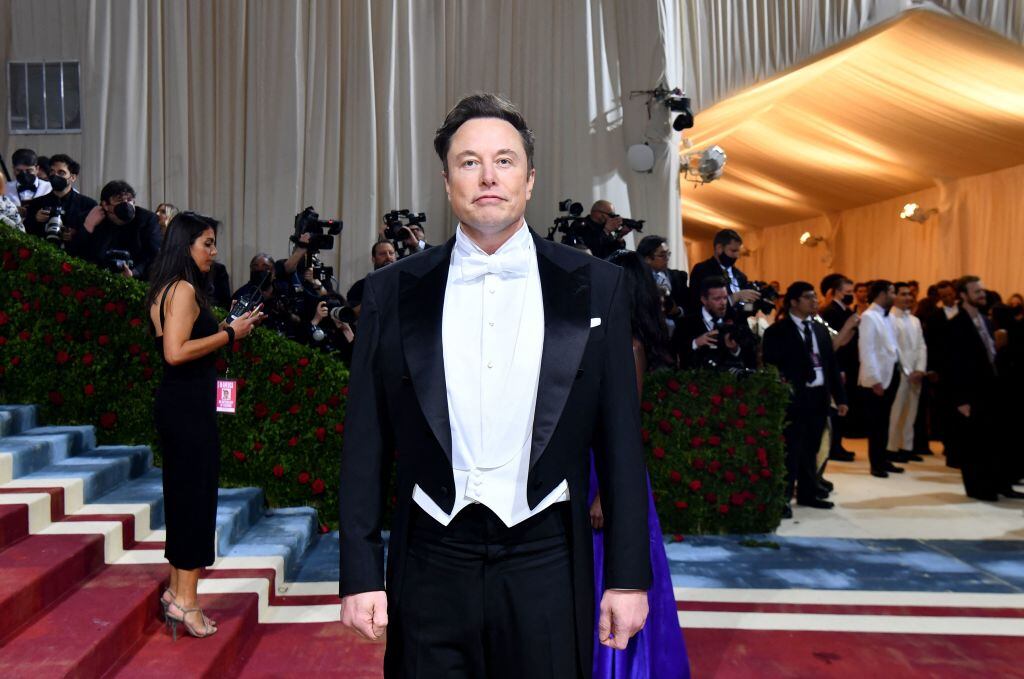El multimillonario Elon Musk arriva a la Gala del MET 2022