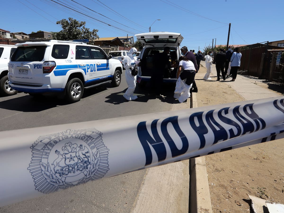 Encuentran feto en plena vía pública en Iquique: alerta fue dada por un transeúnte