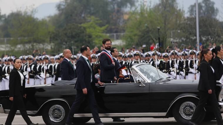 Presidente Boric encabeza Parada Militar 2023
