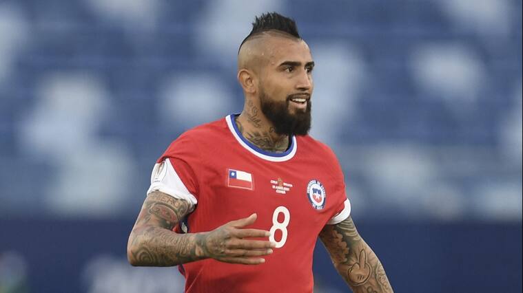 Chile's Arturo Vidal drives the ball during the Conmebol Copa America 2021 football tournament group phase match against Bolivia at the Pantanal Arena in Cuiaba, Brazil, on June 18, 2021. (Photo by Douglas MAGNO / AFP) (Photo by DOUGLAS MAGNO/AFP via Getty Images)