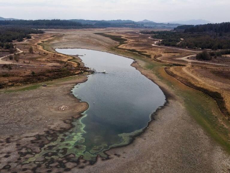 Gobierno descarta racionamiento de agua para la primavera y el verano en la Región Metropolitana