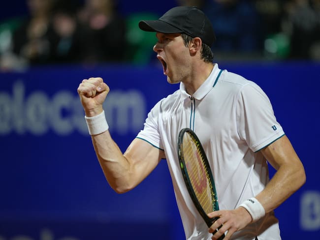 Nicolás Jarry logra gran remontada ante Wawrinka y avanza a cuartos de final del ATP de Buenos Aires