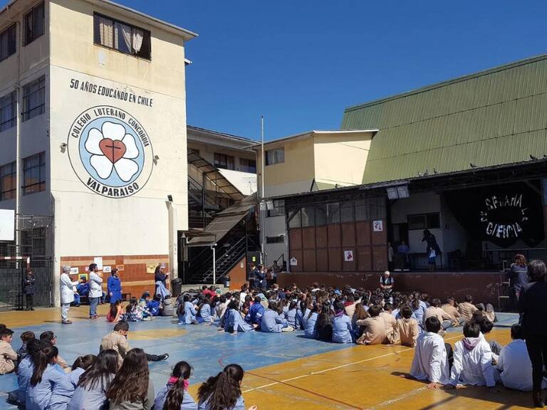 Director de Colegio Luterano habla sobre suspensión por narcofuneral en Valparaíso