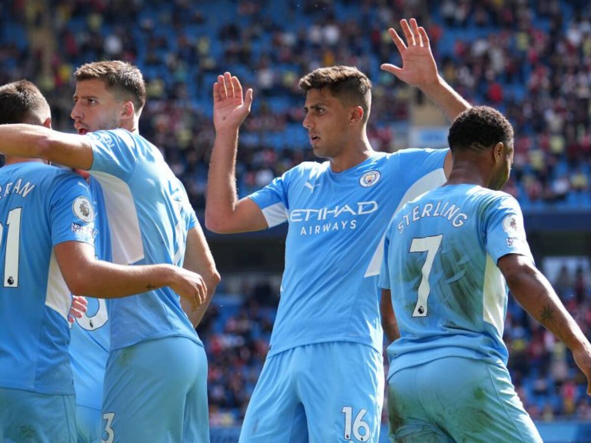 El City se olvidó de Cristiano: Goleó al Arsenal que sigue en crisis y tomó el liderato de la Premier League