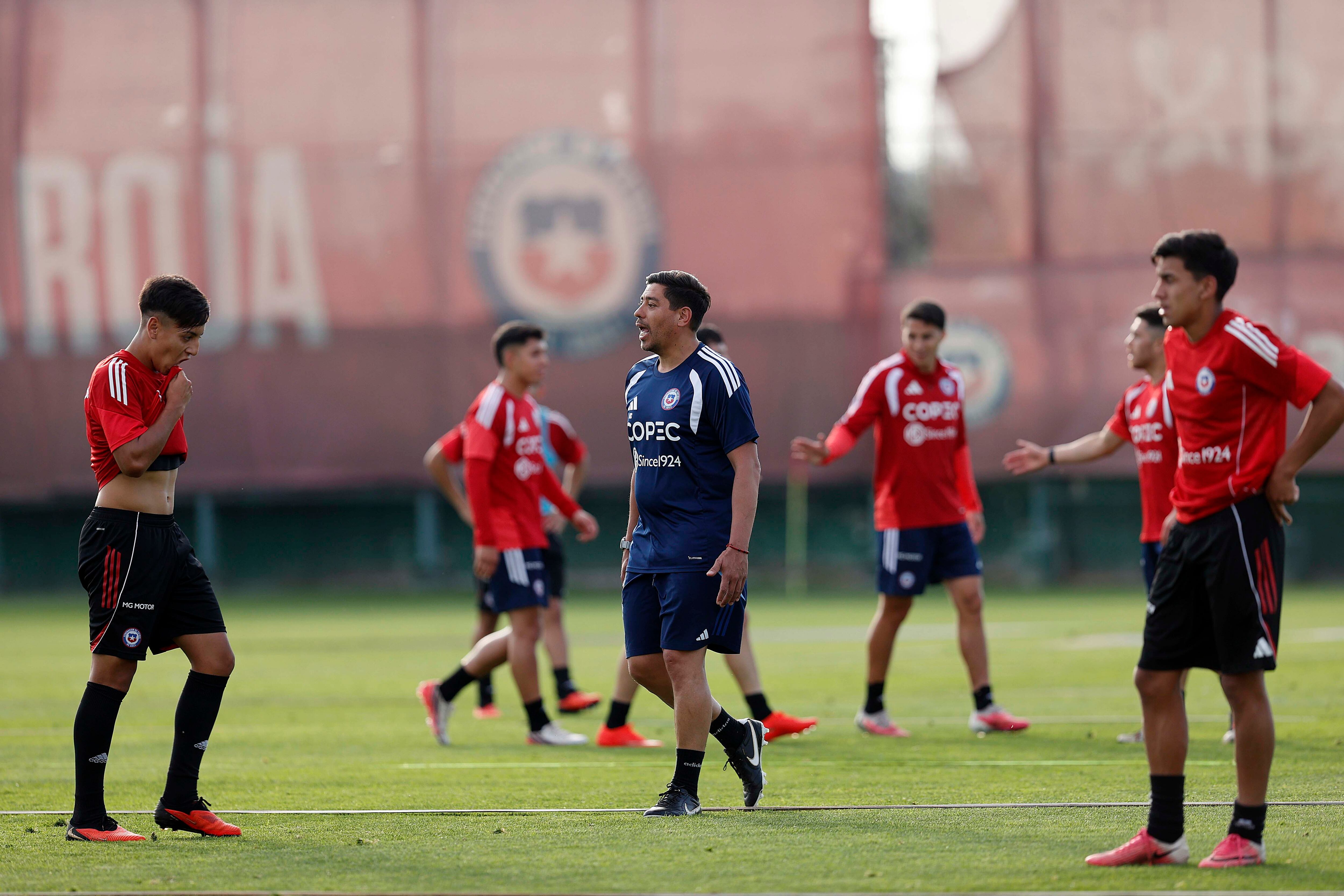 Carlos Parra – Comunicaciones FFCh