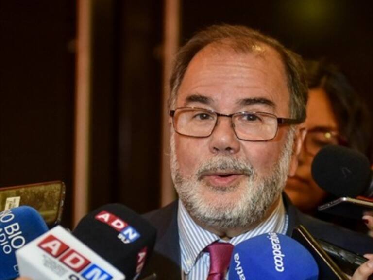 Exministro de Economía de Bachelet: «Valente pecó de ser analista»