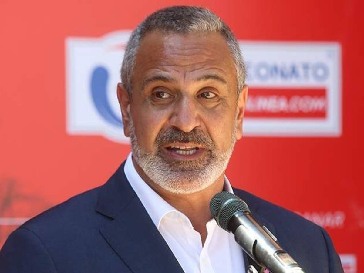 Pablo Milad pide apoyo para solucionar problemas en el fútbol chileno: «Invito a la ministra del Deporte que se sume a ayudar y criticar menos»