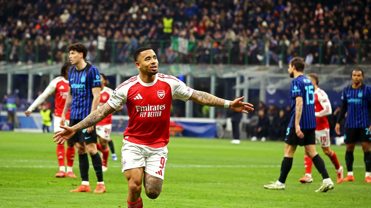 El Arsenal domina la Champions League: triunfo ante el Inter y liderato con puntaje perfecto