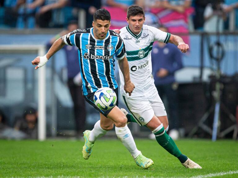 Benjamín Kuscevic podría ser nuevo compañero de Gary Medel en Brasil