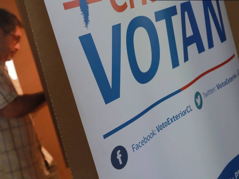 Elecciones en Chile: estos son los requisitos para votar en el extranjero según el Servel