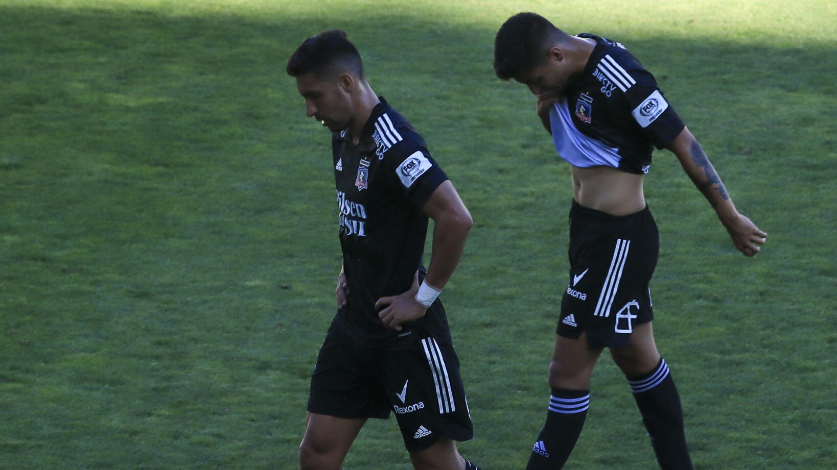 13 DE ENERO DE 2021/CONCEPCIONJugadores de Colo Colo en lamento, durante el partido valido por el Campeonato Nacional AFP PlanVital 2020, entre Universidad de Concepcion y Colo Colo, disputado en el Estadio Ester Roa.
FOTO: JUAN ROBERTO PAREDES/AGENCIAUNO
