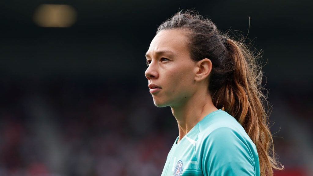 GUINGAMP, FRANCE - SEPTEMBER 21: Christiane Endler #16 of Paris Saint-Germain looks on during the Trophee des Championnes between Olympique Lyonnais and Paris Saint-Germain at Stade du Roudourou on September 21, 2019 in Guingamp, France. (Photo by Catherine Steenkeste/Getty Images)