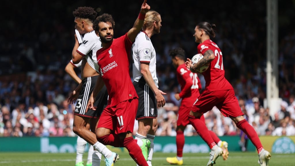 Liverpool es sorprendido por Fulham y sólo rescata un empate en el arranque de la Premier League