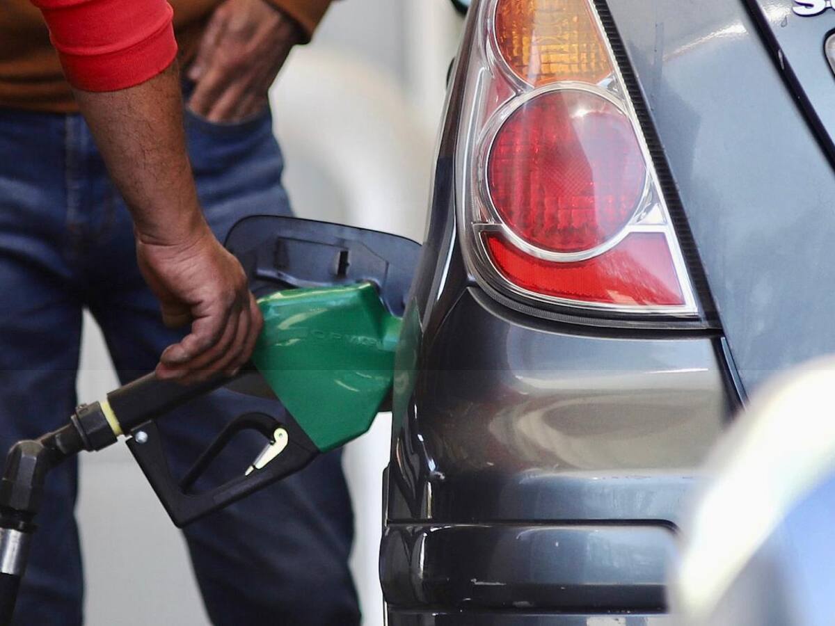 Ojo si cargaste en esta bencinera: SEC clausura servicentro de Providencia por combustible adulterado