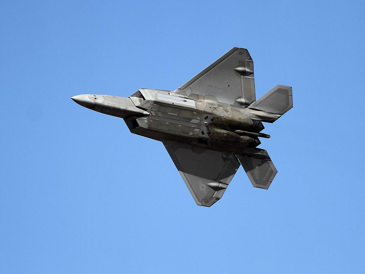 Por exclusión de FIDAE 2024: Empresas israelíes interponen recurso de protección contra Presidente Boric y ministra de Defensa